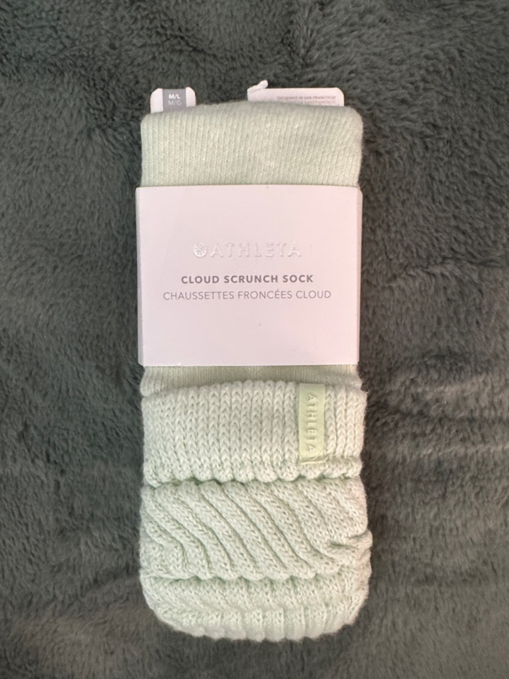 NWT M/L Athleta Cloud Scrunch Socks in light Green